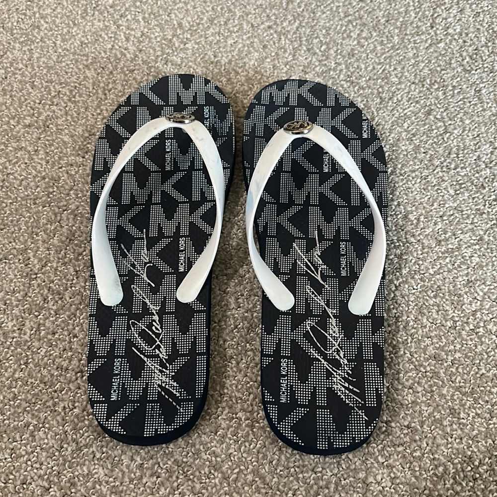 NWOTS: MK Flip flops